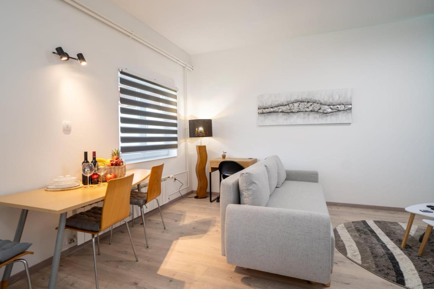 Apartman Mihovil Gospić Buitenkant foto